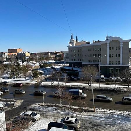 קוסטנאי Новая Современная Квартира В Центре Города מראה חיצוני תמונה